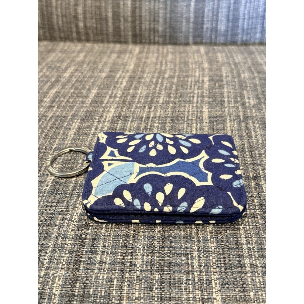 Vera Bradley‎ Blue Zip ID Case in Petal Splash